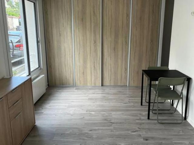 Studio / 30m² / Saint Leu la Forêt Ligne H