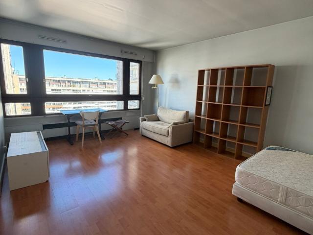 Studio 32 m²