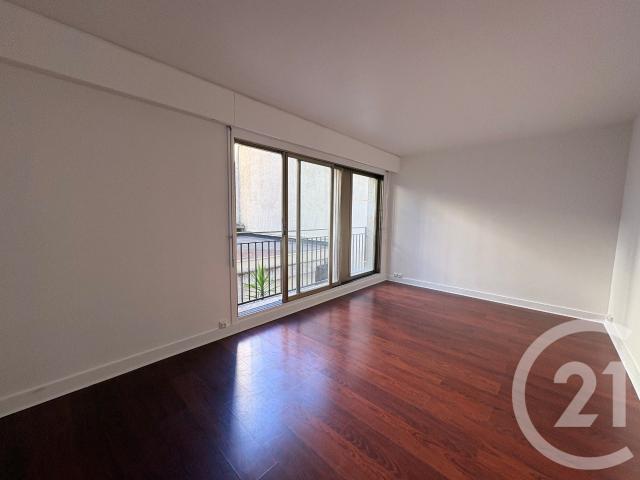 Studio 31 m²