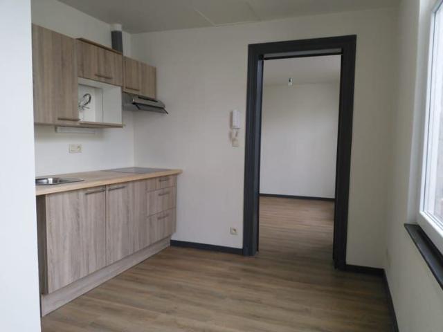 STUDIO 31 M² COMPOSE DE 2 PIECES
