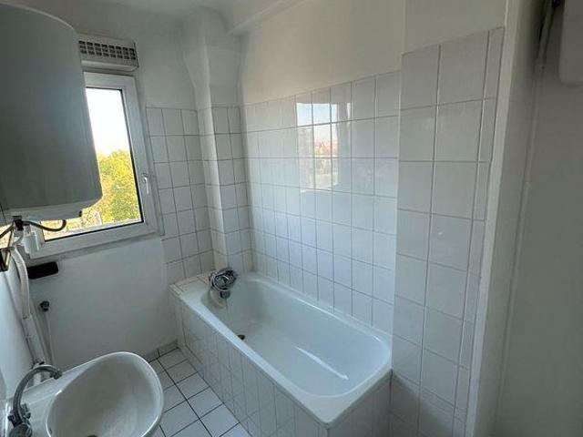 Studio 31M2 6eme étage Montrouge