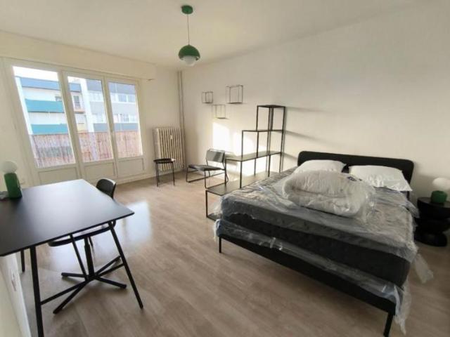 Studio / 31m² / La Courneuve Aubervilliers RER B