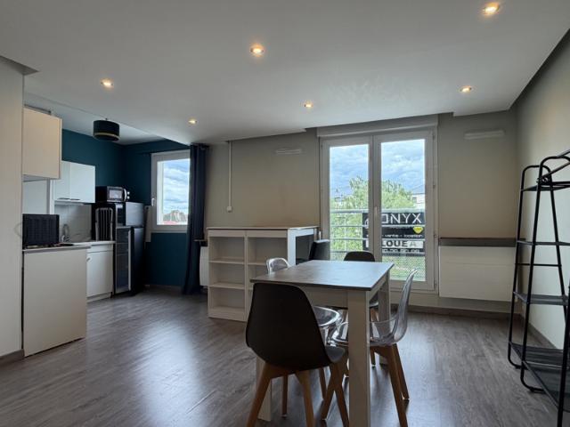 Studio 32 m2 Centre ville Beauvais Refait à neuf Derni
