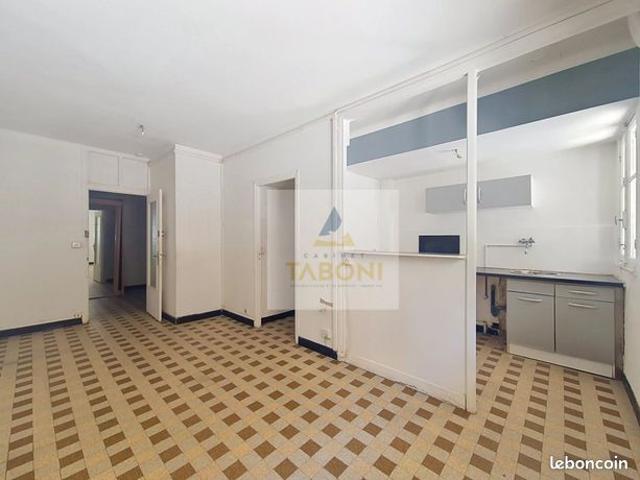 Studio 33 m² Nice