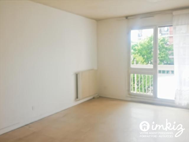 studio 33m2 avec loggia isolée