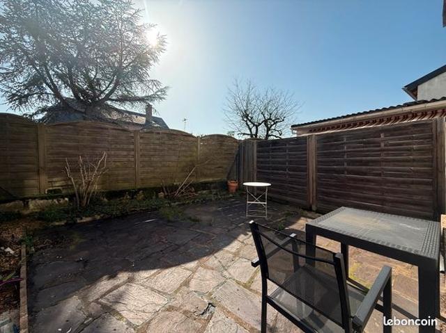 Studio 37 M² – Une pièce – Terrasse