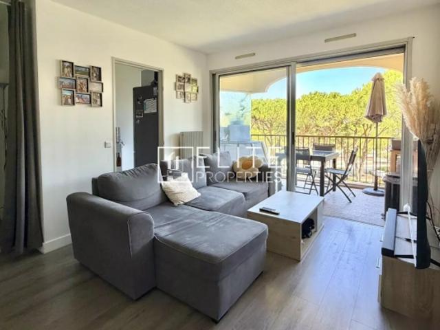 STUDIO 37m² COIN NUIT & TERRASSE Mandelieu la Napoule