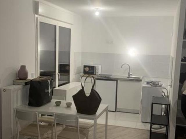 Studio / 38m² / Mairie de Montreuil Ligne 9