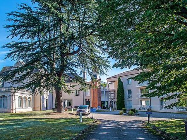 Studio 38m² avec balcon Résidence services seniors L'Ermitage