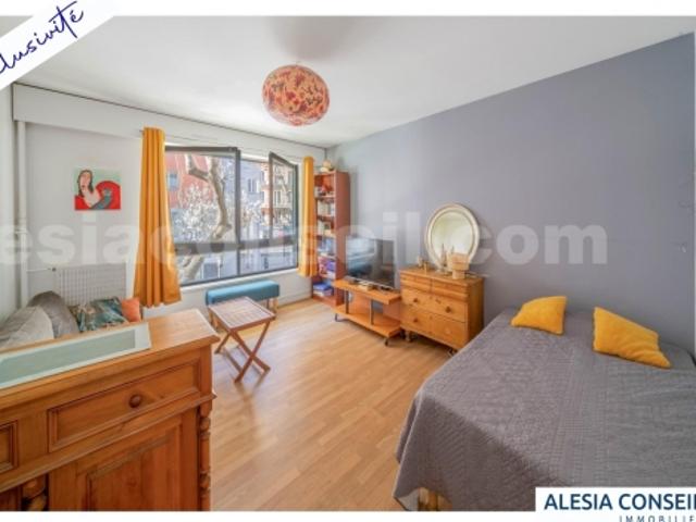 STUDIO 40 m2 aménageable en 2 PIECES