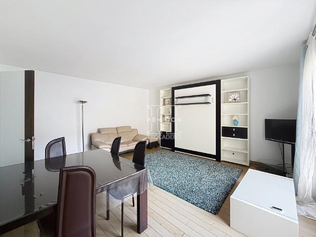 studio 41.25 m² 1 pièce paris 75016