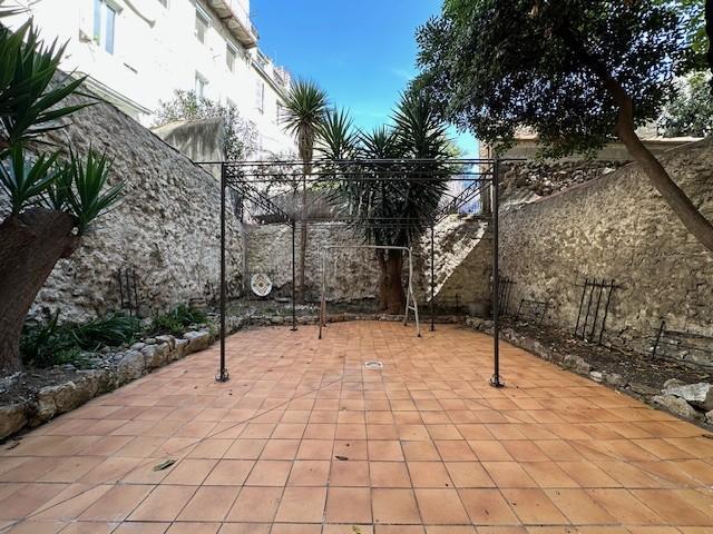 Studio 44 m²