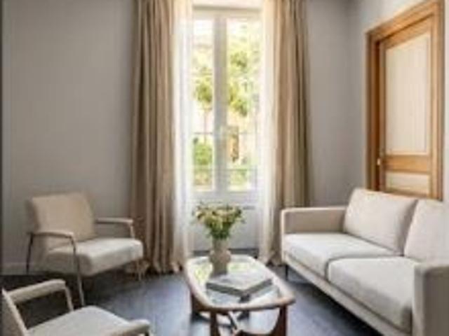 Studio 4 pièces 50 m²