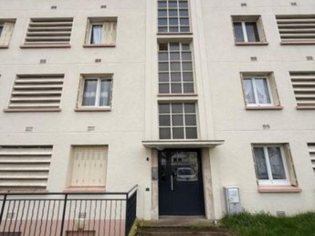 Studio 4 pièces 72 m²