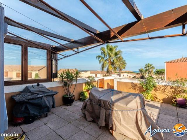 Studio 4 pièces 90 m²