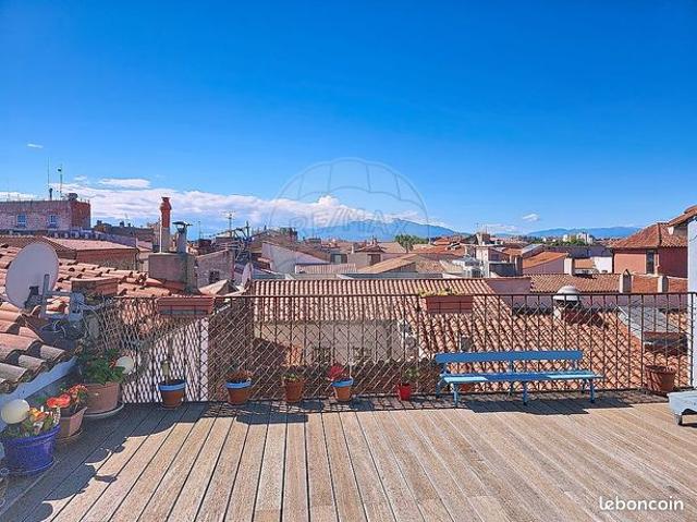 Studio 4 pièces 98 m²