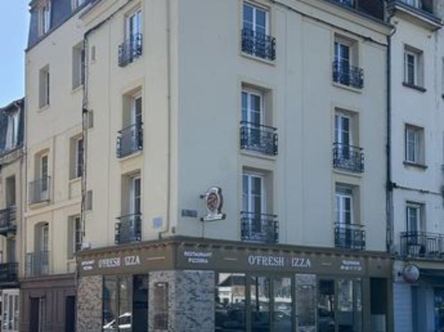 Studio 5 pièces 115 m²
