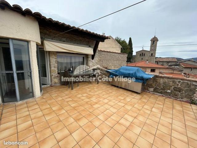 Studio 5 pièces 125 m²
