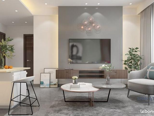 Studio 5 pièces 150 m²