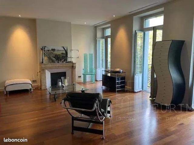 Appartement 5 pièces 153 m²