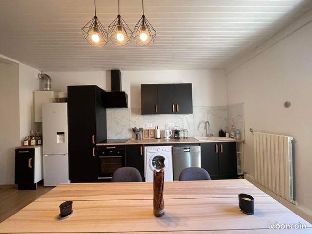Studio 5 pièces 95 m²