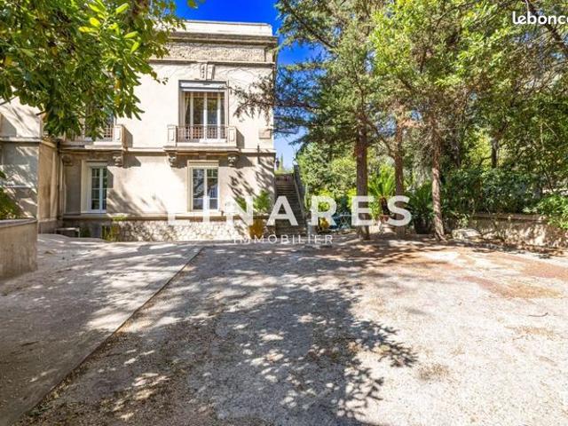 Appartement 6 pièces 204 m²
