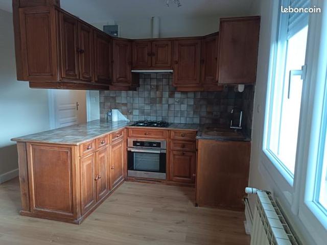 Studio 6 pièces 54 m²