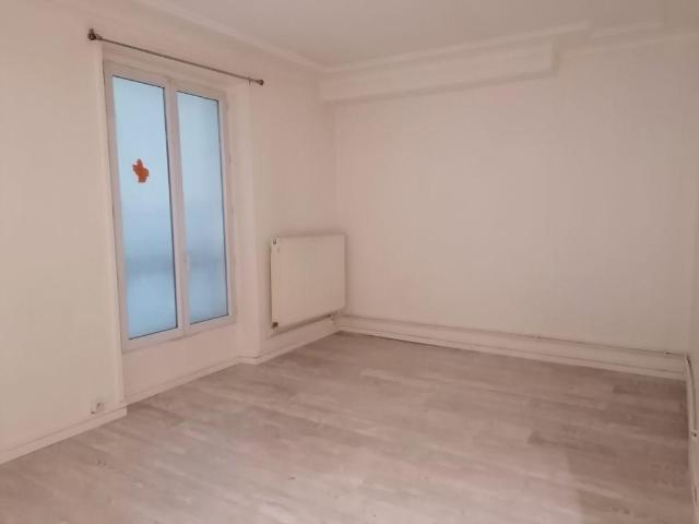 Studio 75018