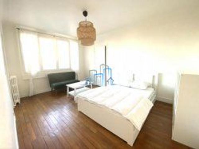 Studio 75019