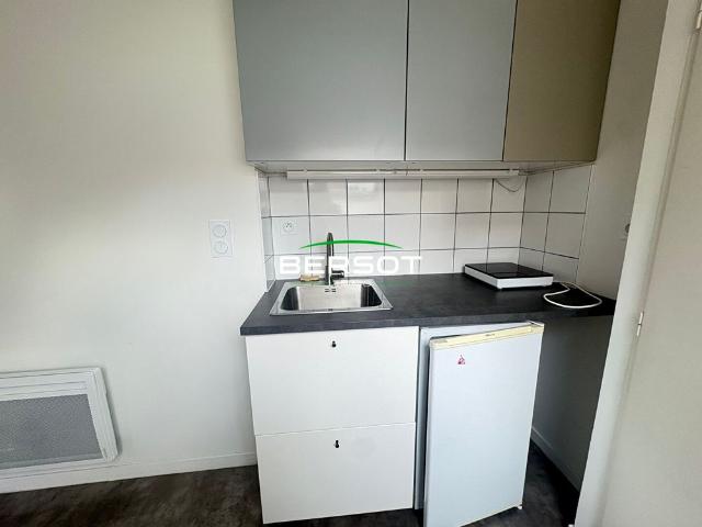 Studio 9 m² Besançon Centre Ville, Proche Facultés et Transports