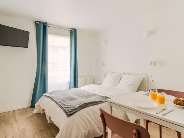 STUDIO COURBEVOIE FAUBOURG DE L'ARCHE
