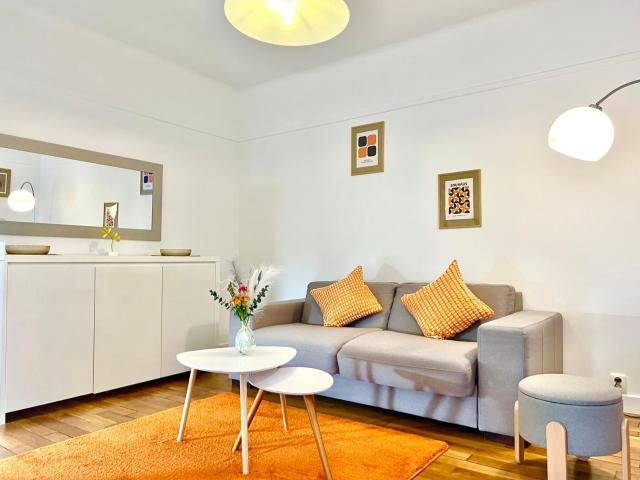 Studio Cocon renovated with elevator on the doorstep of Paris ideal office space for remote working and studying
