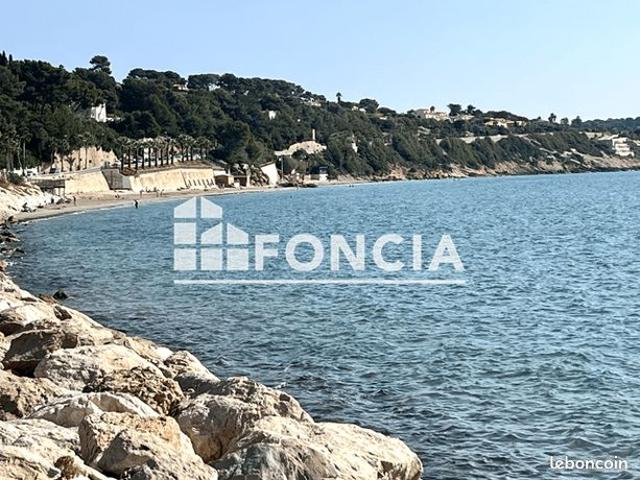 Studio coin nuit renove face a la plage