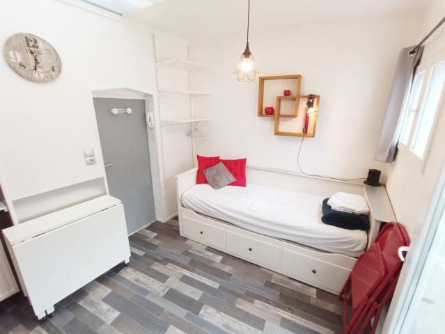 Studio compact, confort assuré