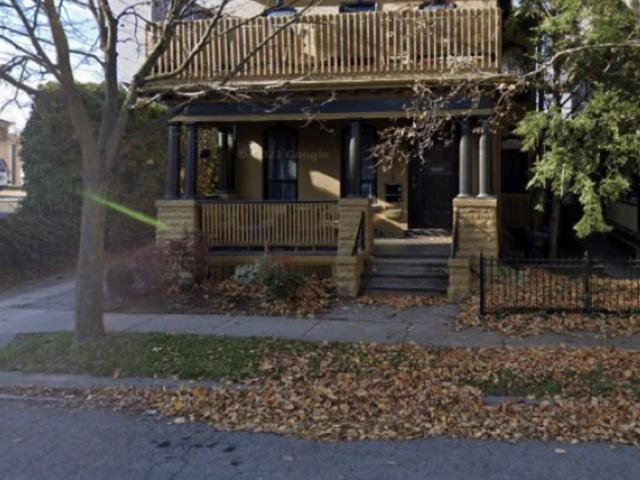 Studio Condo for Rent at 7 Centre St #7, St. Catharines, ON L2R 3A6 Downtown St. Catharines