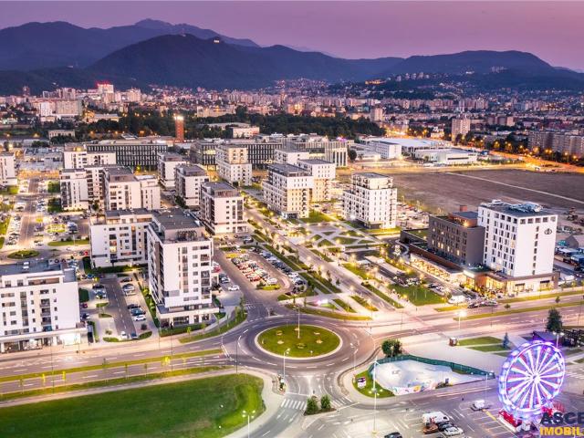 Studio Coresi Kasper, mobilat si echipat, cu loc parcare si boxa