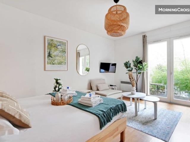 Studio cosy Grands Boulevards