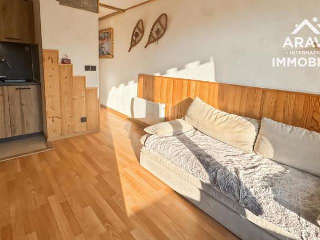 Studio cabine meublé avec balcon