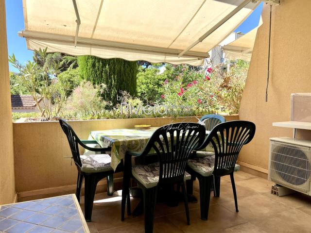 Studio Cabine Avec Terrasse Proche Centre ! 26m² Cavalaire sur Mer