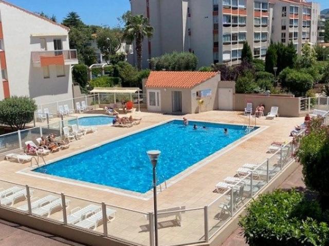 STUDIO CABINE GOLFES CLAIRS ARGELES PLAGE