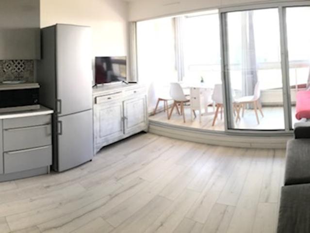 STUDIO CABINE RESIDENCE AVEC PISCINE