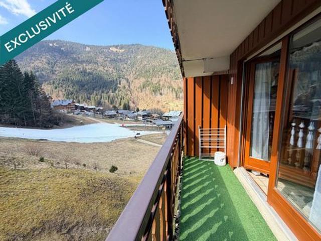 Studio cabine vue pistes sans vis à vis
