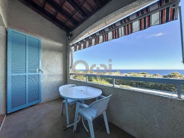 Studio cabine 25 m² + terrasse vue mer Piscine – Les Issambres