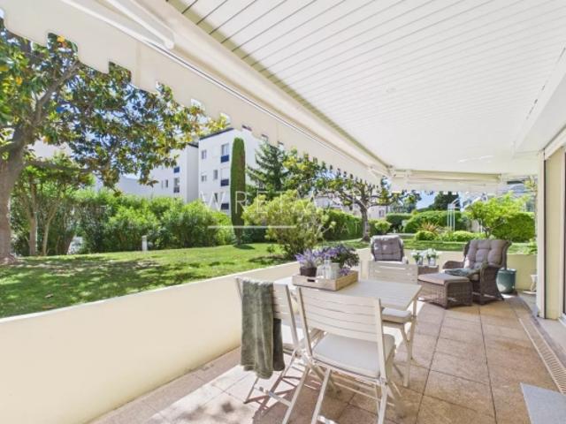 Studio calme et central dans un cadre verdoyant Cannes Basse Californie