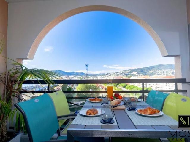 Studio Cannes BEACH vue mer