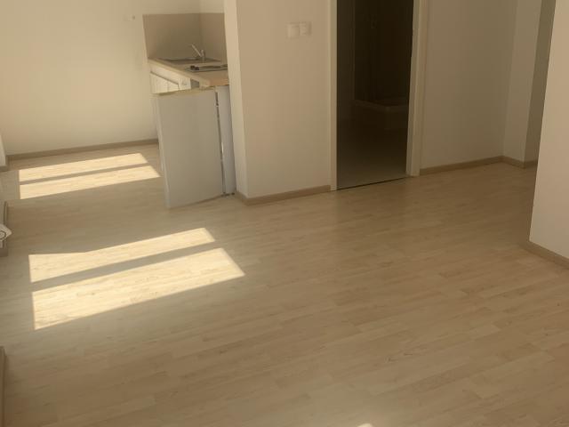 STUDIO CENTRE HISTORIQUE 23M²