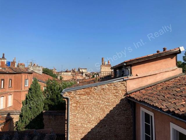 Studio centre proche jardin royal