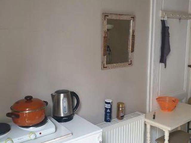 Studio centre ville au calme