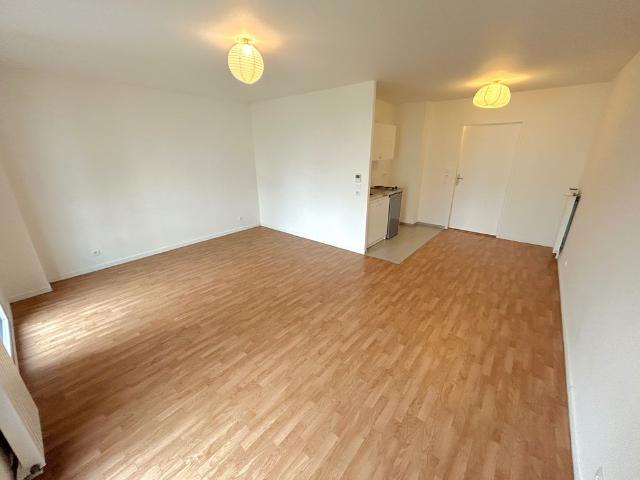 Studio CERGY LE HAUT