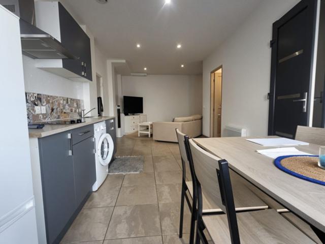 Studio Charmant et Lumineux 40 m² Partiellement Meublé